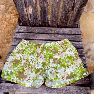 Women’s Patagonia baggy shorts